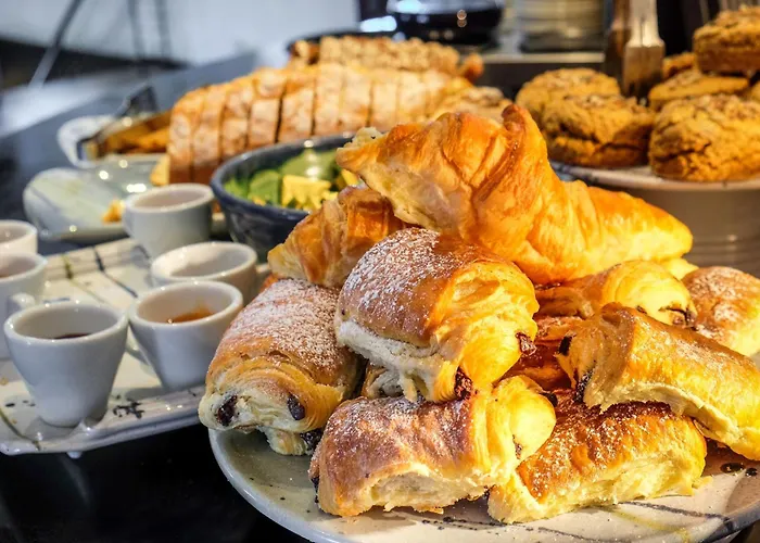 מלון Saint Sauveur