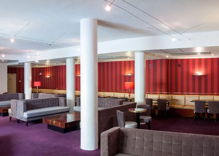 Saint Sauveur לורדה