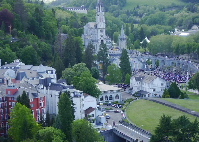 Saint Sauveur Hotel Lourdes