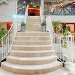 Saint Sauveur Hotel 3*