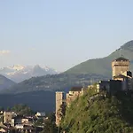 Saint Sauveur Hotel 3*