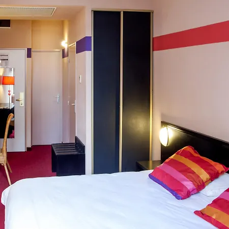 Hotel Saint Sauveur 3*