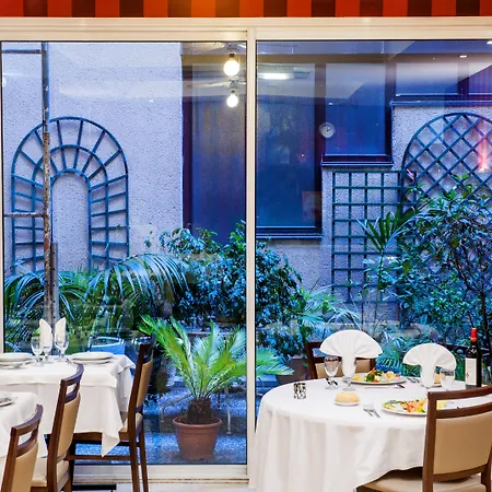 Hotel Saint Sauveur