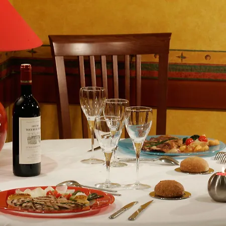 オテル サン ソーヴール 3*