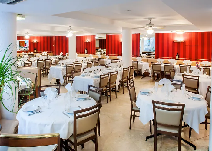 オテル サン ソーヴール 3* ルルド