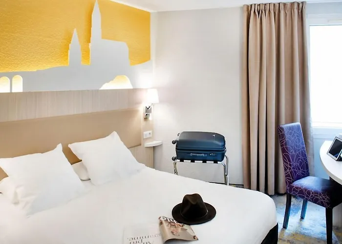 オテル サン ソーヴール 3*